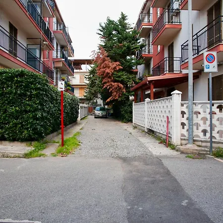 Casa Fiorella Daire *